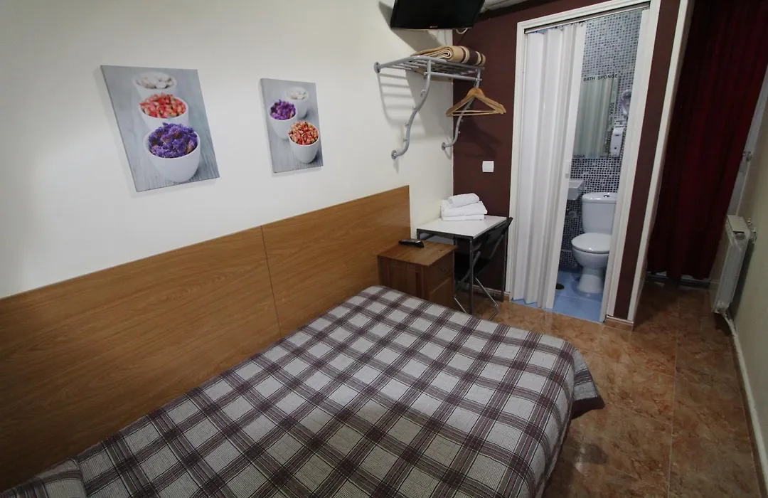 Hostal Oliver-1